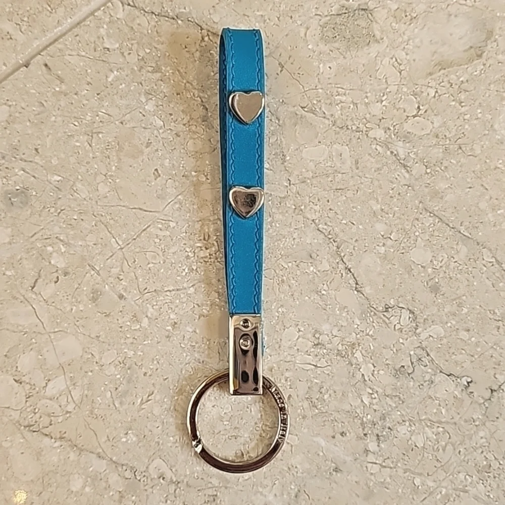 Ferla Turquoise And Silver Heart Keyring - OS